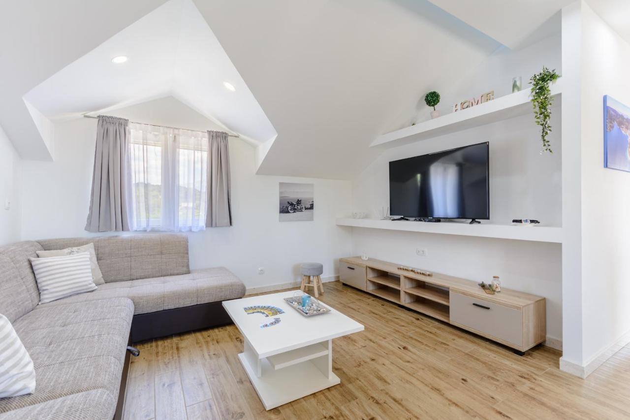 Apartment Darka 1 Sumartin Exterior foto