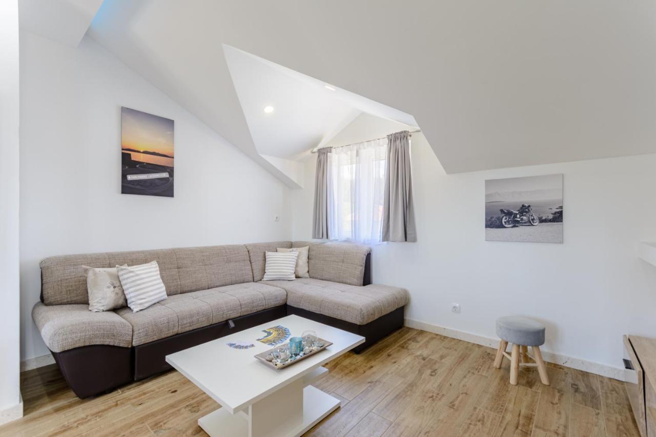 Apartment Darka 1 Sumartin Exterior foto